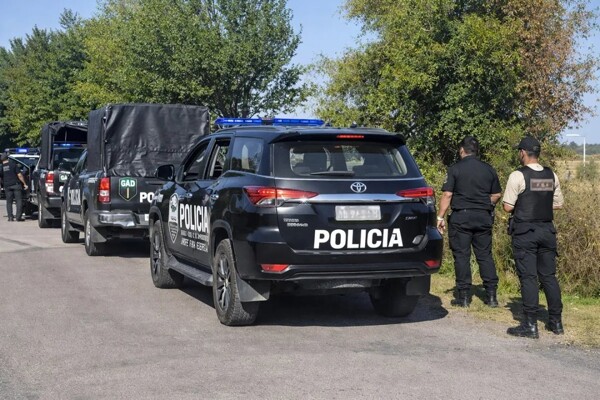 Argentina Police Deploy Operation to Prevent Land Occupation