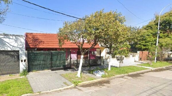 20-летний мужчина убит в Ланусе, полиция разыскивает его 16-летнюю девушку