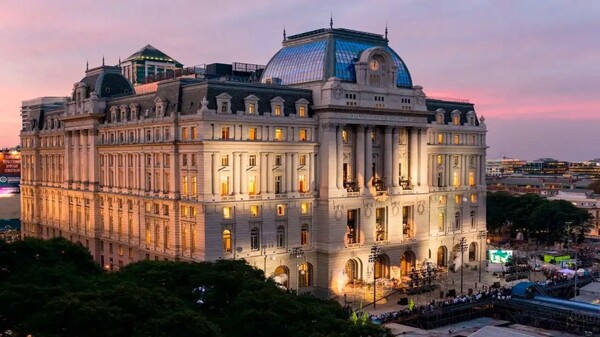 Theater Employee Dies After Incident with Girls in Buenos Aires