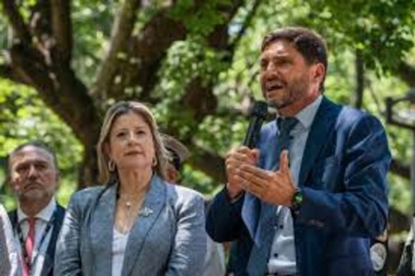 圣菲冲突：国家政府的警报