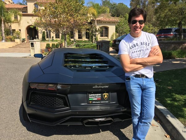 Пастор Данте Гебель призвал своих последователей голосовать за Сьоли