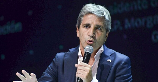 Argentina's Economy Minister Explains INDEC Head's Resignation