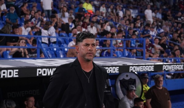 Tension in the Platense vs Vélez Match