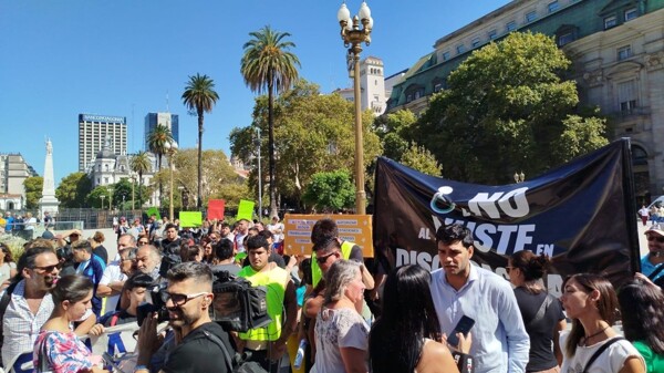 Relatives of Disabled People in Argentina Demand Government Pay Debts