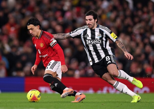 曼联寻求对阵西汉姆联的连续第五场胜利