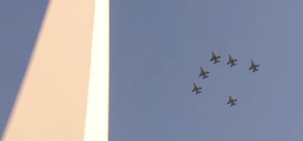 Historic F-16 Flyover Over Buenos Aires