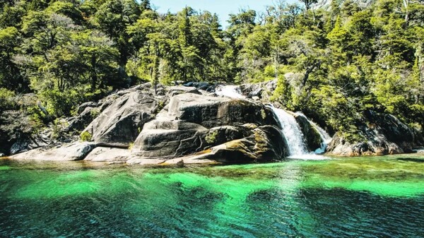Женщина погибла в водопаде Фрей в национальном парке Науэль-Уапи