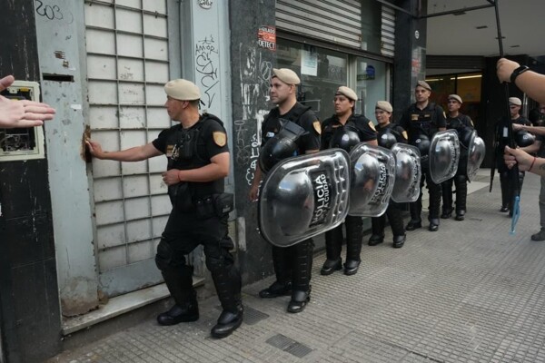 В Буэнос-Айrese вернули 600-ю незаконно занятую собственность