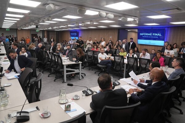 Комиссия в Аргентине призвала расследовать президента за продвижение криптовалюты