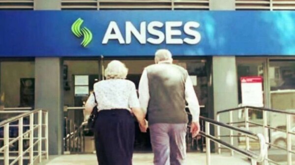 ANSES корректирует календарь выплат для пенсионеров в мае