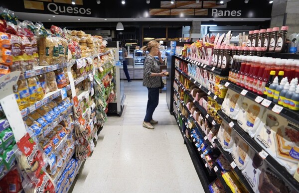 Inflation in Argentina Drops to Lowest Level in Three Years