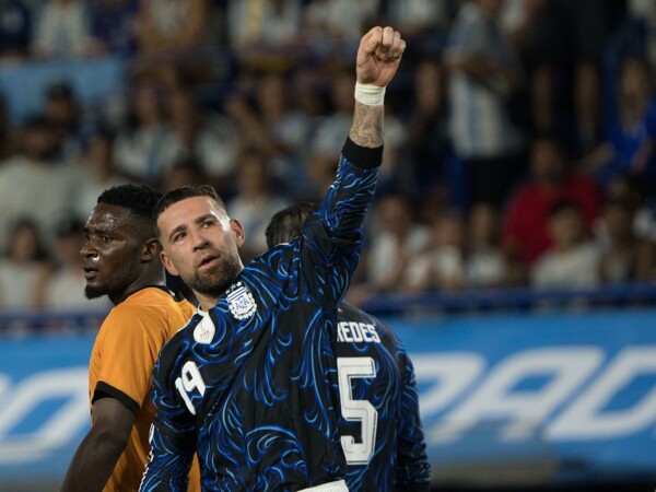 Otamendi Bids Farewell to National Team