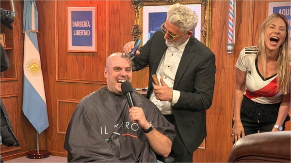 Streamer Daniel Parisini Shaves Head Live After Elections