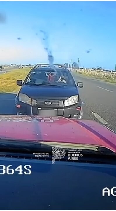 Conductor que circulaba en sentido contrario en ruta de Buenos Aires fue interceptado