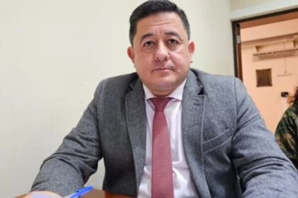 上诉法院撤销被控性侵检察官的拘留令