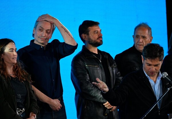 Внутренний кризис в перонизме Кирchnerism после поражения на выборах