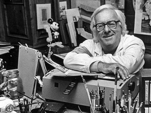 Nueva colección de cuentos de Ray Bradbury resalta su papel en la literatura mundial