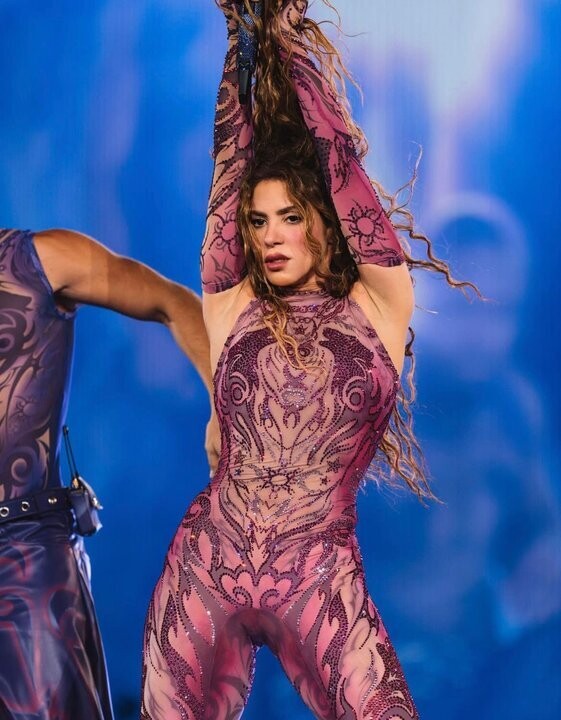 Shakira sets record in Uruguay before Argentina concerts