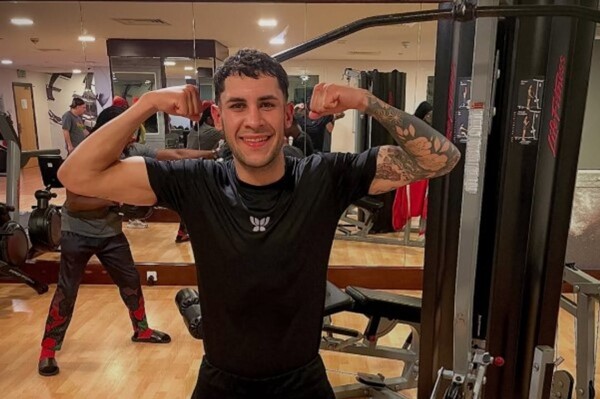 Argentine boxer Lucas Villalba advances to World Championship quarterfinals