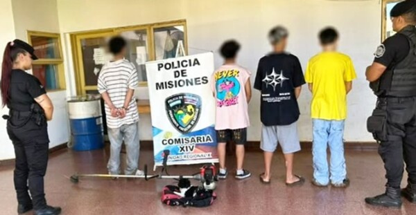 Преступник в Буэнос-Айресе угрожал убить пуделя при задержании