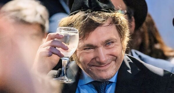 Хавьер Милей призывает к внутреннему миру после принятия закона о базах