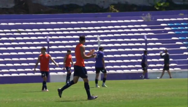 Independiente Draws with Fénix in Preseason Match in Uruguay