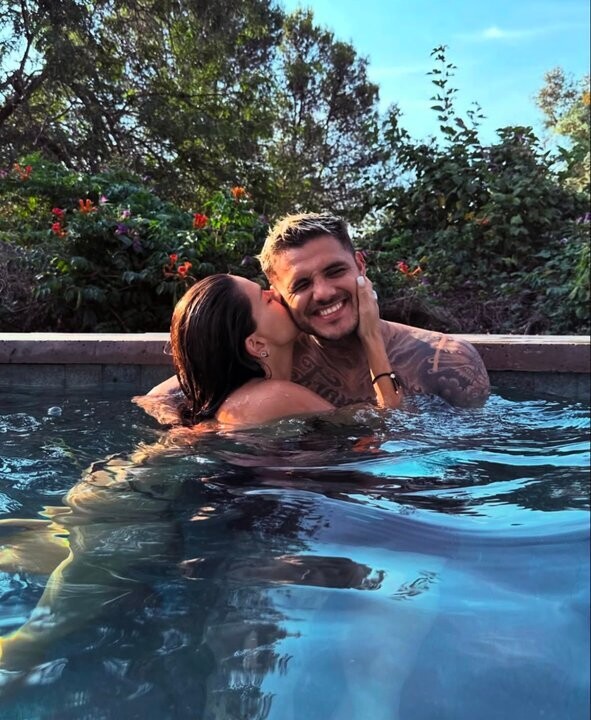 Mauro Icardi Reconnects with Family in Rosario