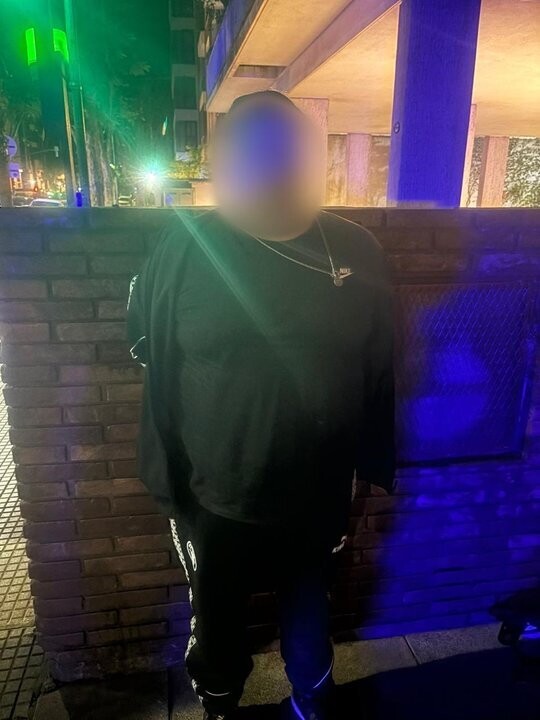 Полиция Буэнос-Айреса задержала двух воров при попытке угнать внедорожник