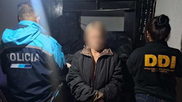 Arrest of a Woman Accused of Murder During Robbery