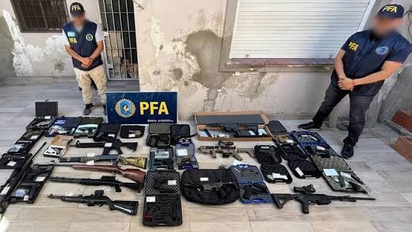 Федеральный рейд раскрывает сеть незаконного оборота оружия