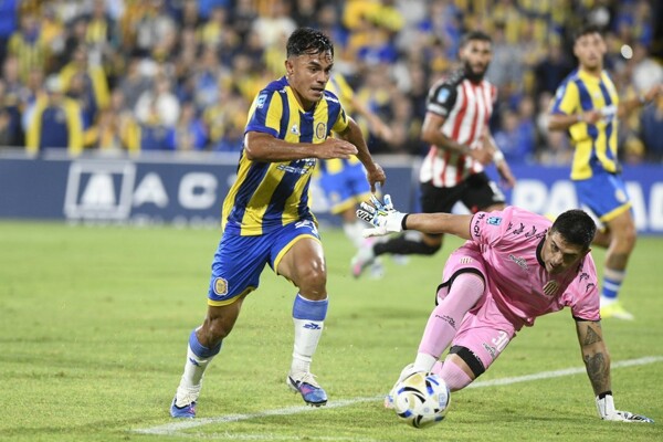 Росарио Сентраль победил Бarracas Central с Ди Мария в главной роли