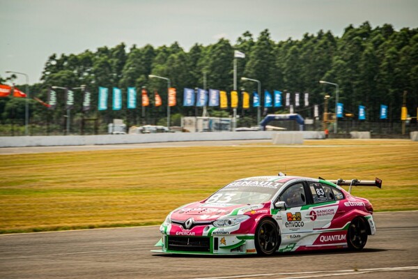 Факундо Альдригетти побеждает на гонке TC2000 в Буэнос-Айресе