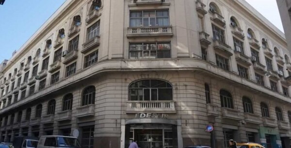 Обрушение здания в Буэнос-Айсе