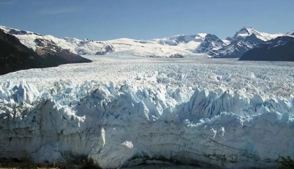 В Аргентине развернулся конфликт вокруг реформы Закона о ледниках