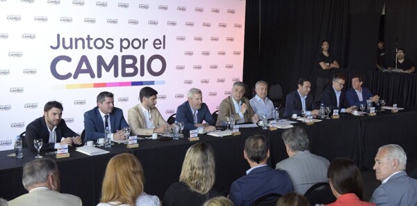 Поддержка губернаторов базового закона в Сенате Аргентины