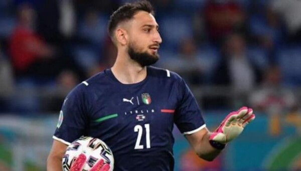 Donnarumma wins The Best, beating Argentine goalkeeper Martínez