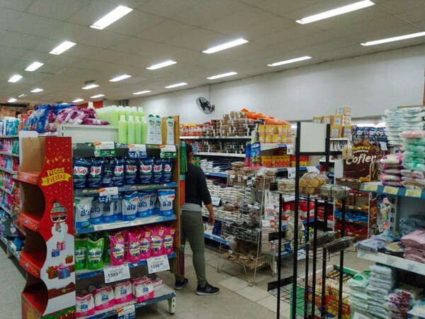 Argentina's Inflation Accelerates Amid Rising Food Prices