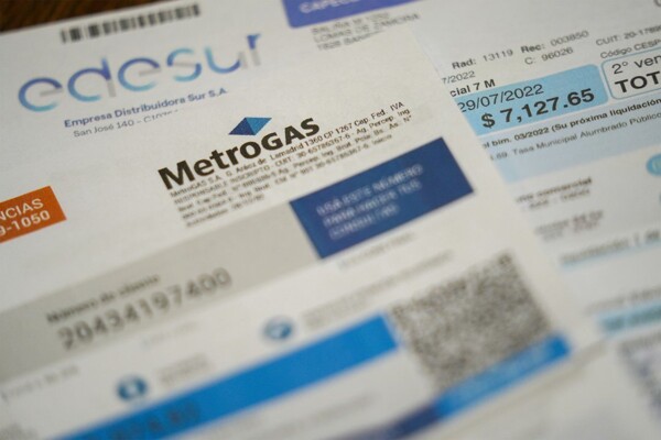 February in Argentina: Price Hikes for Transport, Rent, and Services