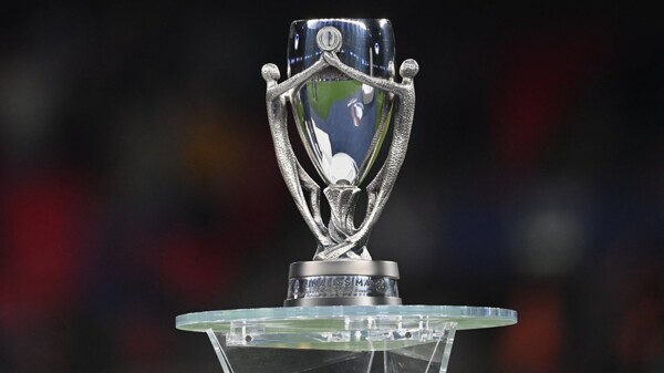 УЕФА отменила Финалисиму между Аргентиной и Испанией из-за политической ситуации