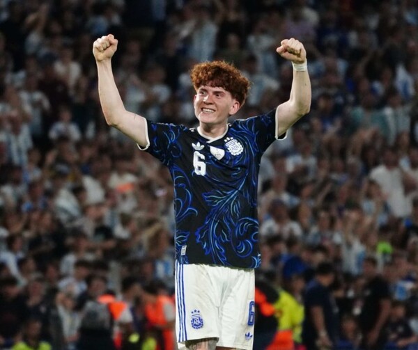 Barco Scores First Goal for Argentina