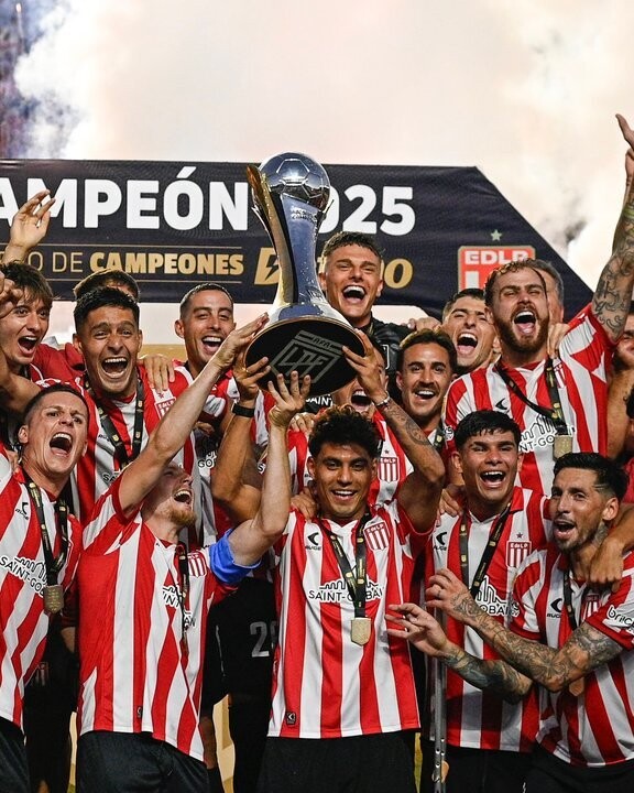 Защитник «Эстудиантес» Арсамендия успешно перенес операцию на колене