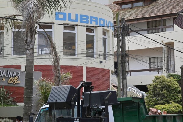 Tragedy Strikes as Dubrovnik Hotel Collapses in Villa Gesell