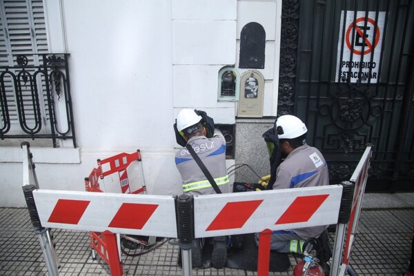 Массовые отключения света в Аргентине на фоне предоплаты за электроэнергию