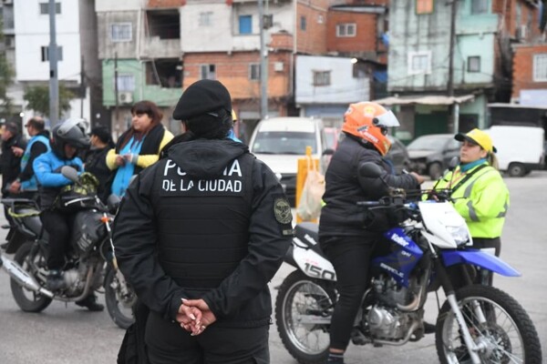 Полиция Буэнос-Айреса изъяла тысячи автомобилей за нарушения с номерными знаками