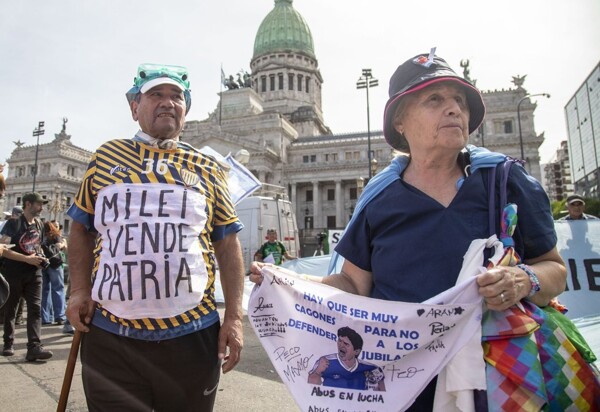 Incidents During Retirees' March in Buenos Aires