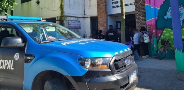 Wave of Violence in Argentine Schools: Teachers and Parents at the Center of Conflict