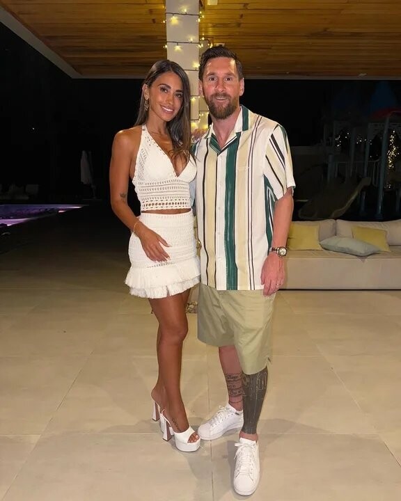 Lionel Messi Surprises Antonela Roccuzzo on Valentine's Day