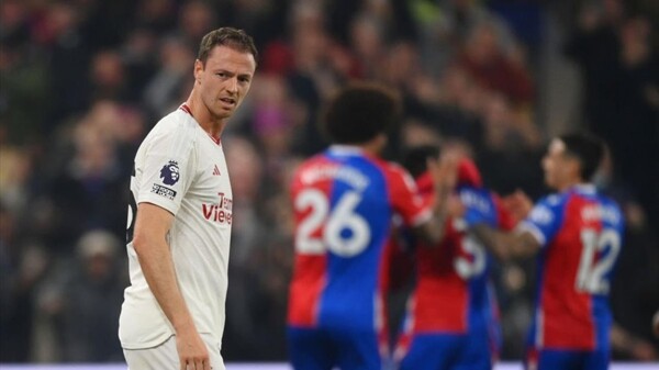 Манчестер Юнайтед потерпел разгромное поражение 4-0 от Кристал Пэлас