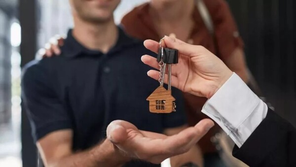 经济挑战：在阿根廷，青年与独立成为奢侈品