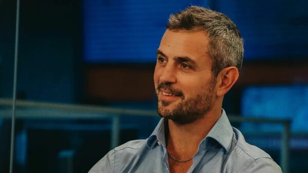 Мартин Менем призвал к единству внутри правящей партии